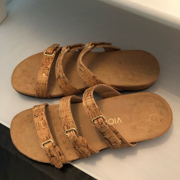 VIONIC cork adjustable sandals size 9 - Picture 3 of 8